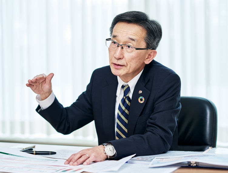picture: Yoshimichi Maruyama Director, Managing Executive Officer Chief Financial Officer (CFO)