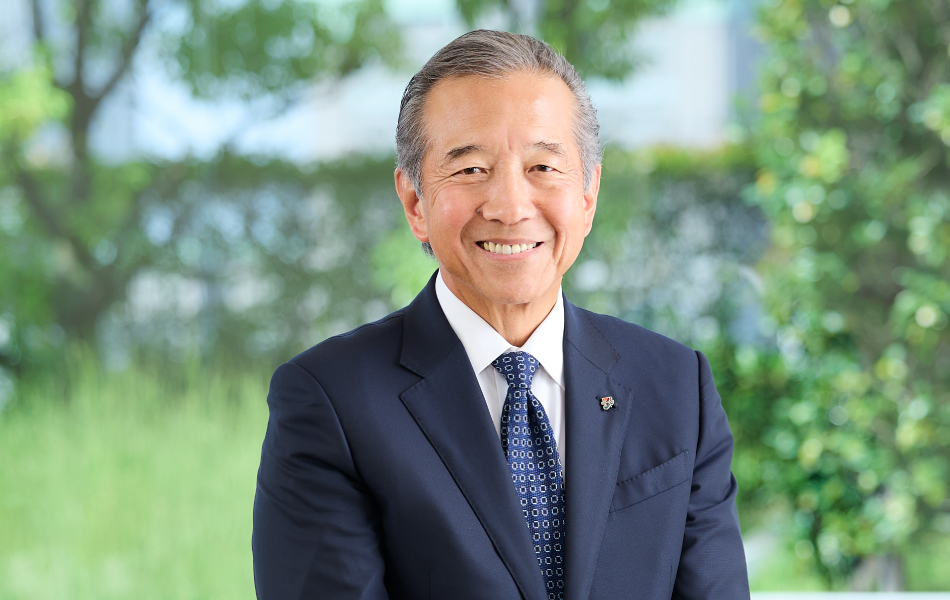 Paul Yonamine, Independent Outside Director Chair of the Compensation Committee