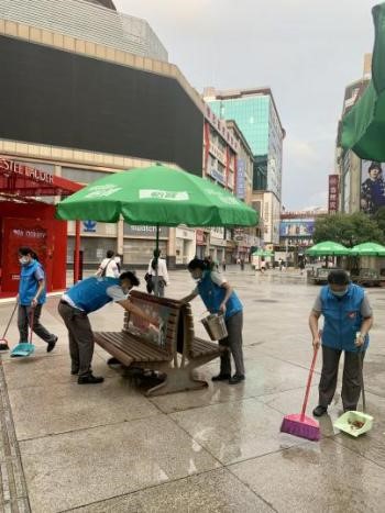IYC_cleanup1.jpg