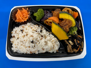 Lunchbox.png Lunchbox.png