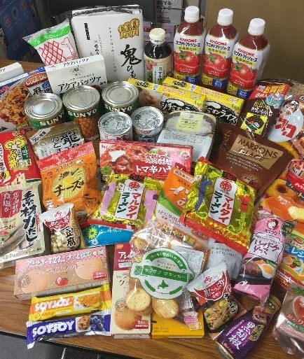 回収した食品.jpg